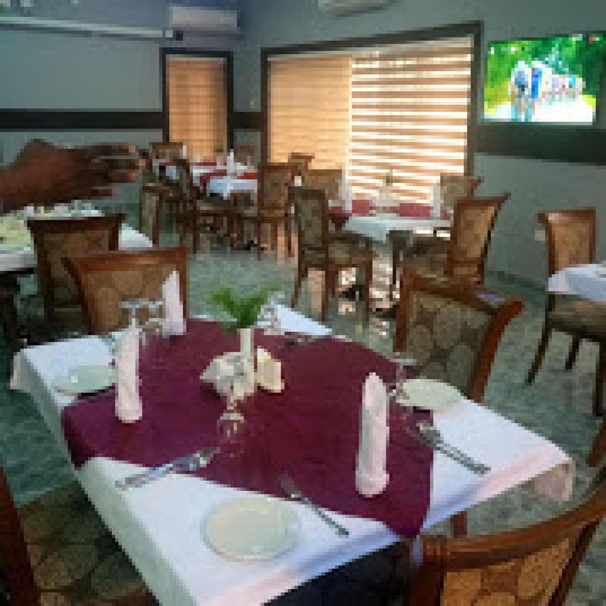 איבאדן Room In Lodge - Bayse One Premium Hotel מראה חיצוני תמונה